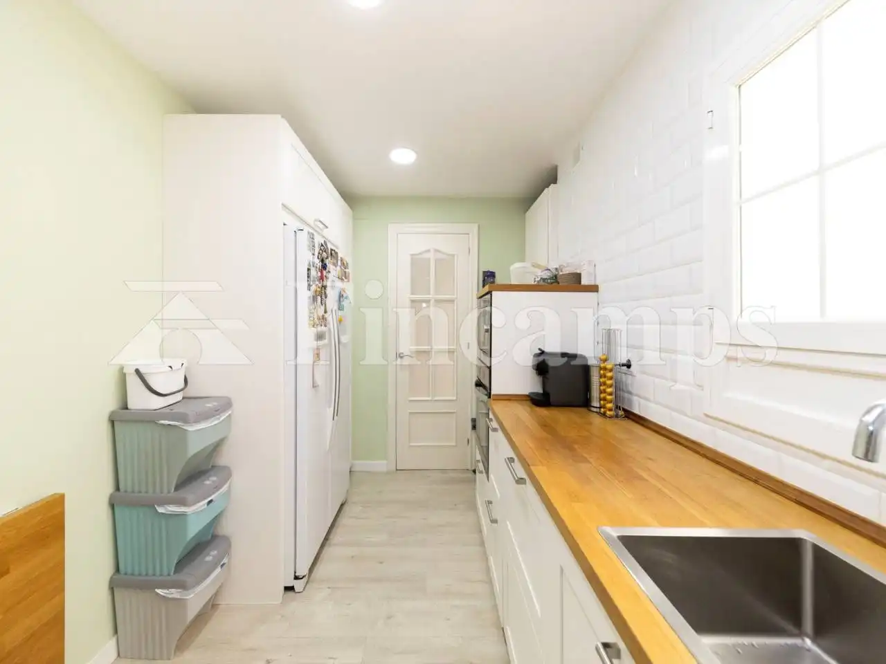 Kitchen of Flat for sale in Sabadell  with Air Conditioner, Heating and Parquet flooring