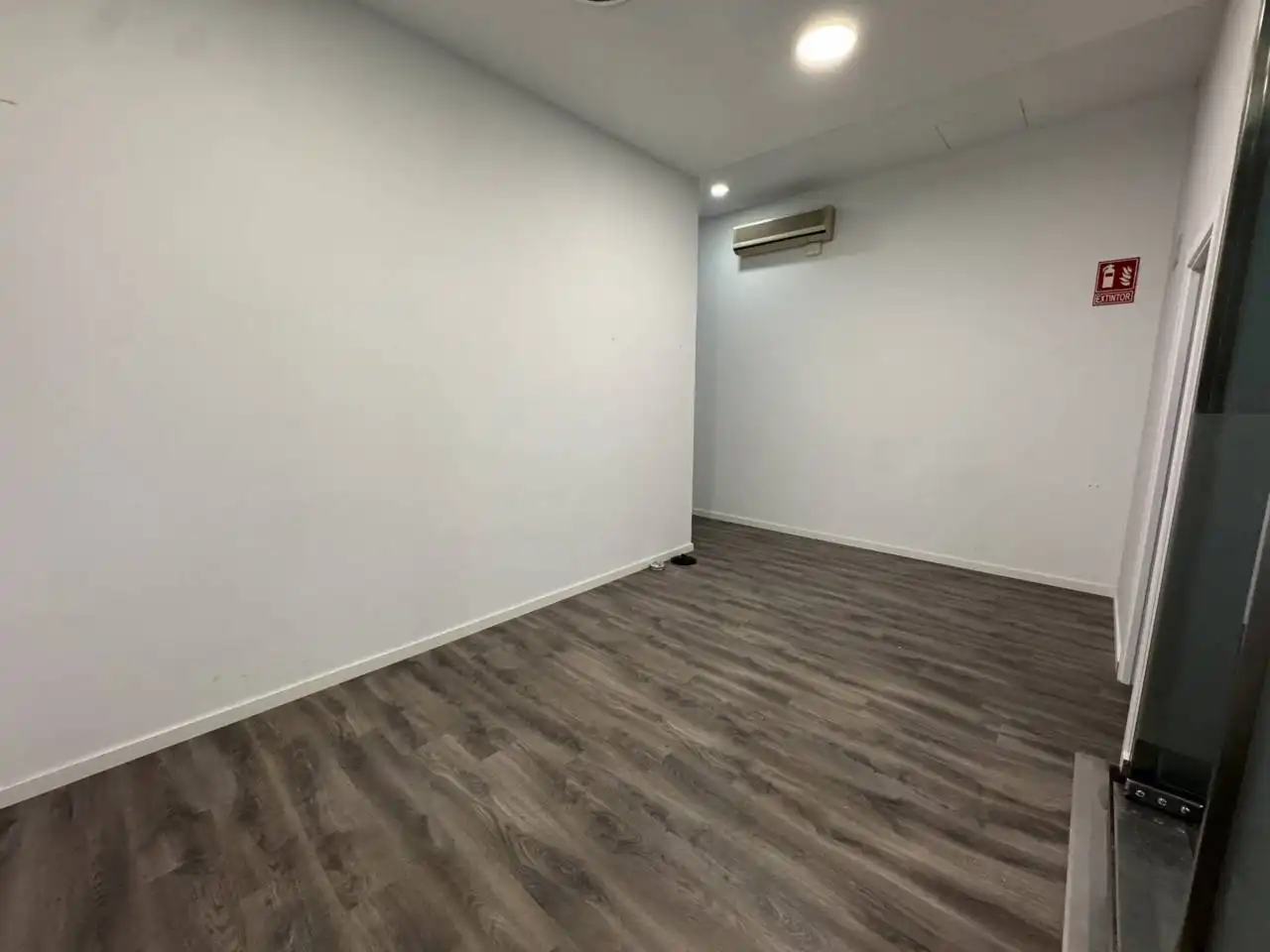 Local comercial en alquiler en Calle Sant Antoni Maria Claret, imagen 3