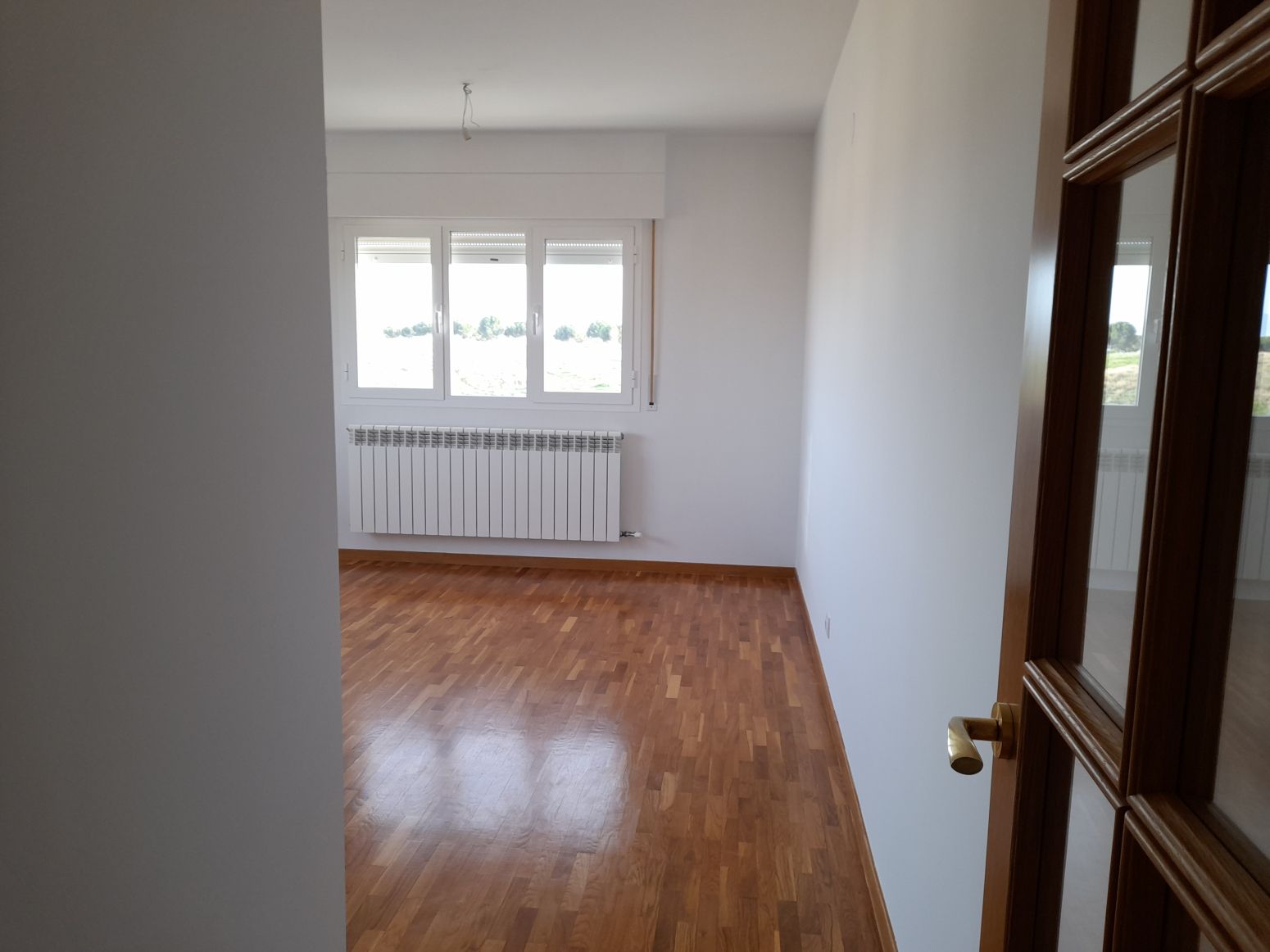 Bedroom of Flat for sale in  Logroño  with Heating, Private garden and Parquet flooring