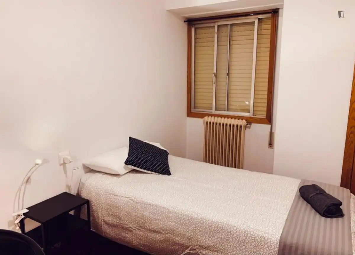 Habitación en Ensanche - Sar