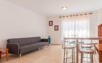 Sala d'estar de Apartament en venda en San Miguel de Abona amb Moblat i Rentadora