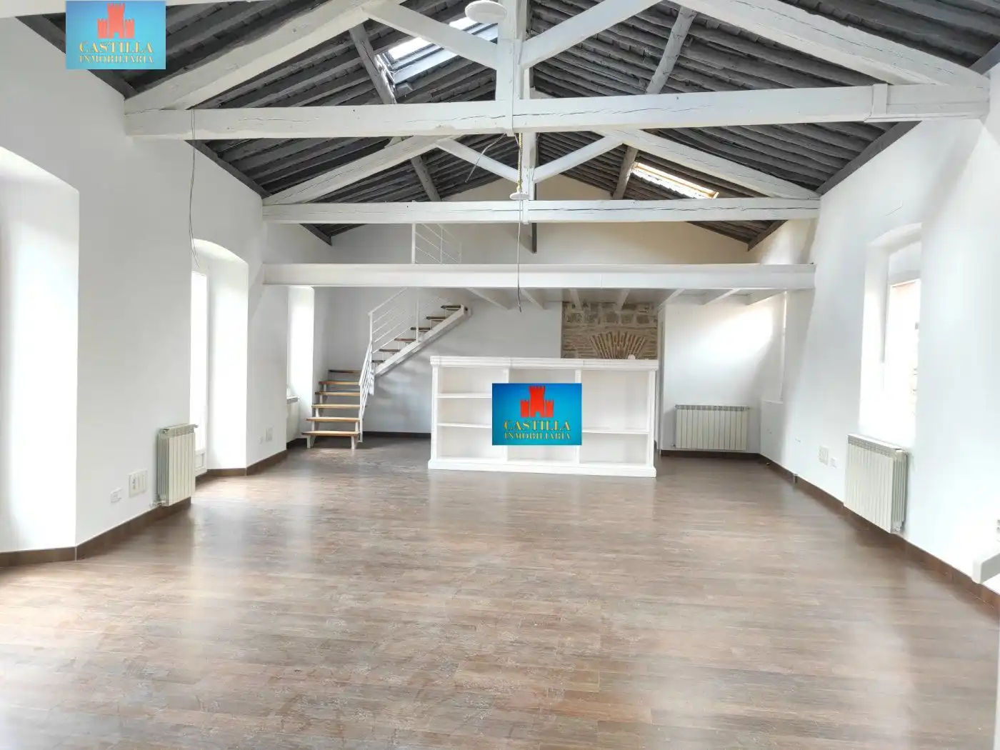 Loft zum Verkauf in Ávila mit Heizung