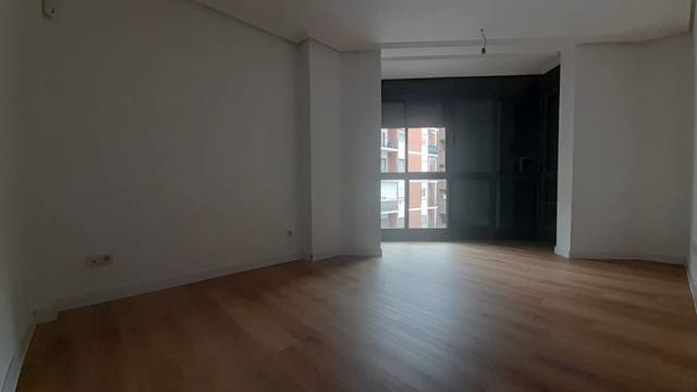 Piso en Venta en Calle del Roble, 10 en Castillejos - Cuzco