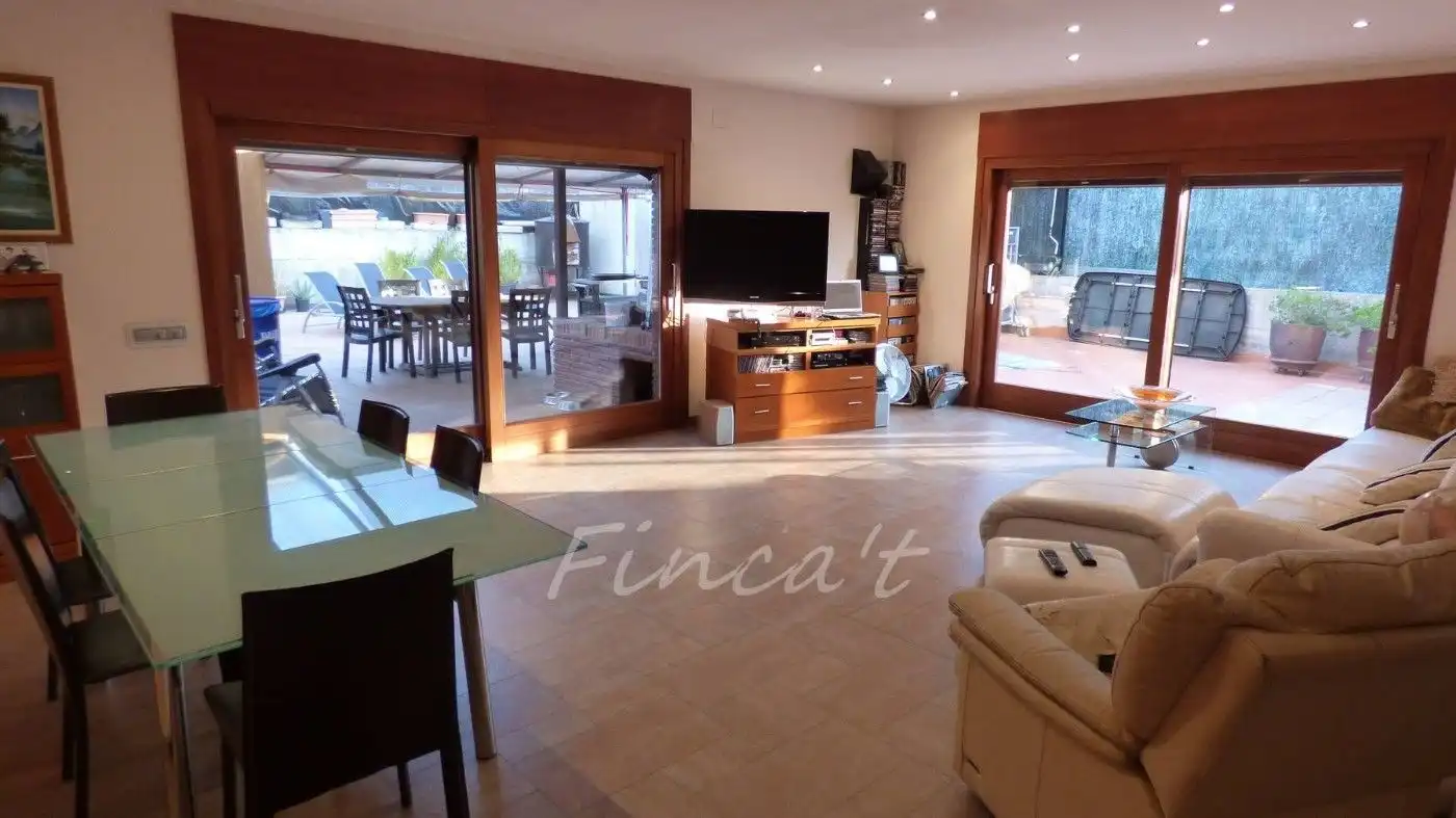 Sala d'estar de Casa o xalet en venda en Moià amb Aire condicionat, Calefacció i Terrassa