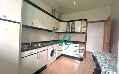 Kitchen of Flat for sale in Ourense Capital   with Storage room