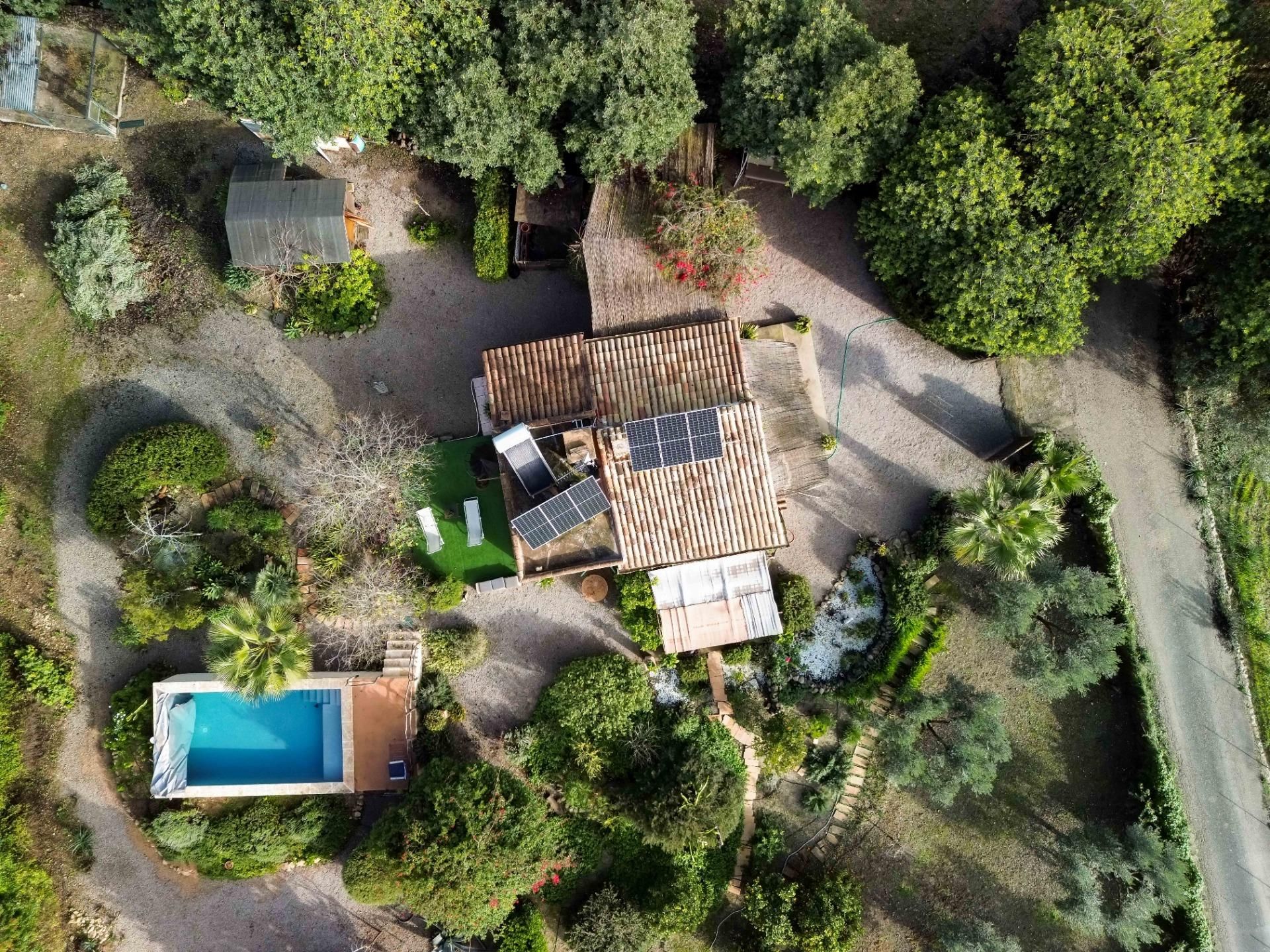 Jardí de Finca rústica en venda en Muro amb Piscina, Moblat i Alarma