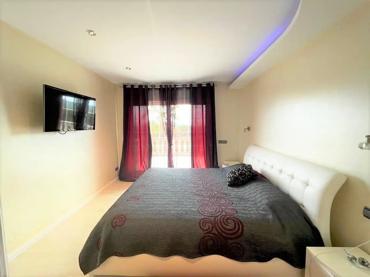 Villa avec piscine à vendre à Pere Serati, imagen 11