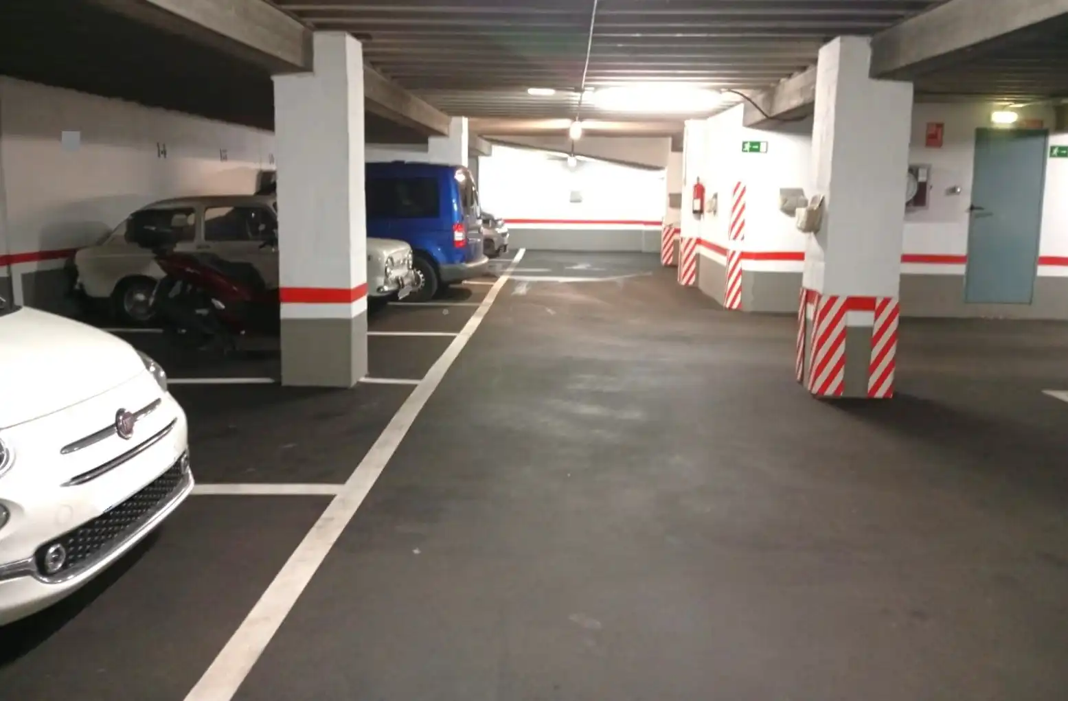Parkplatz von Garage zum Verkauf in Oviedo 