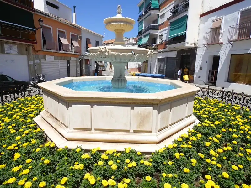 Vista exterior de Local en venta en Vélez-Málaga