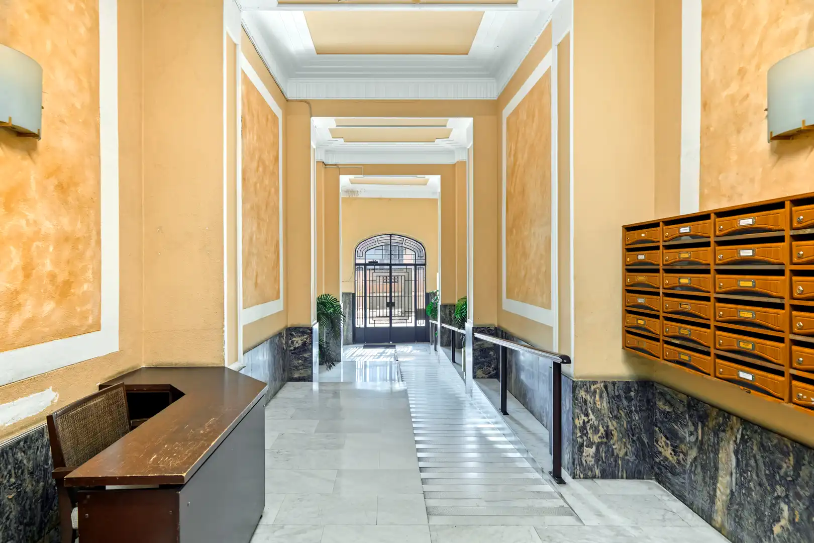 Flat for sale in Eixample