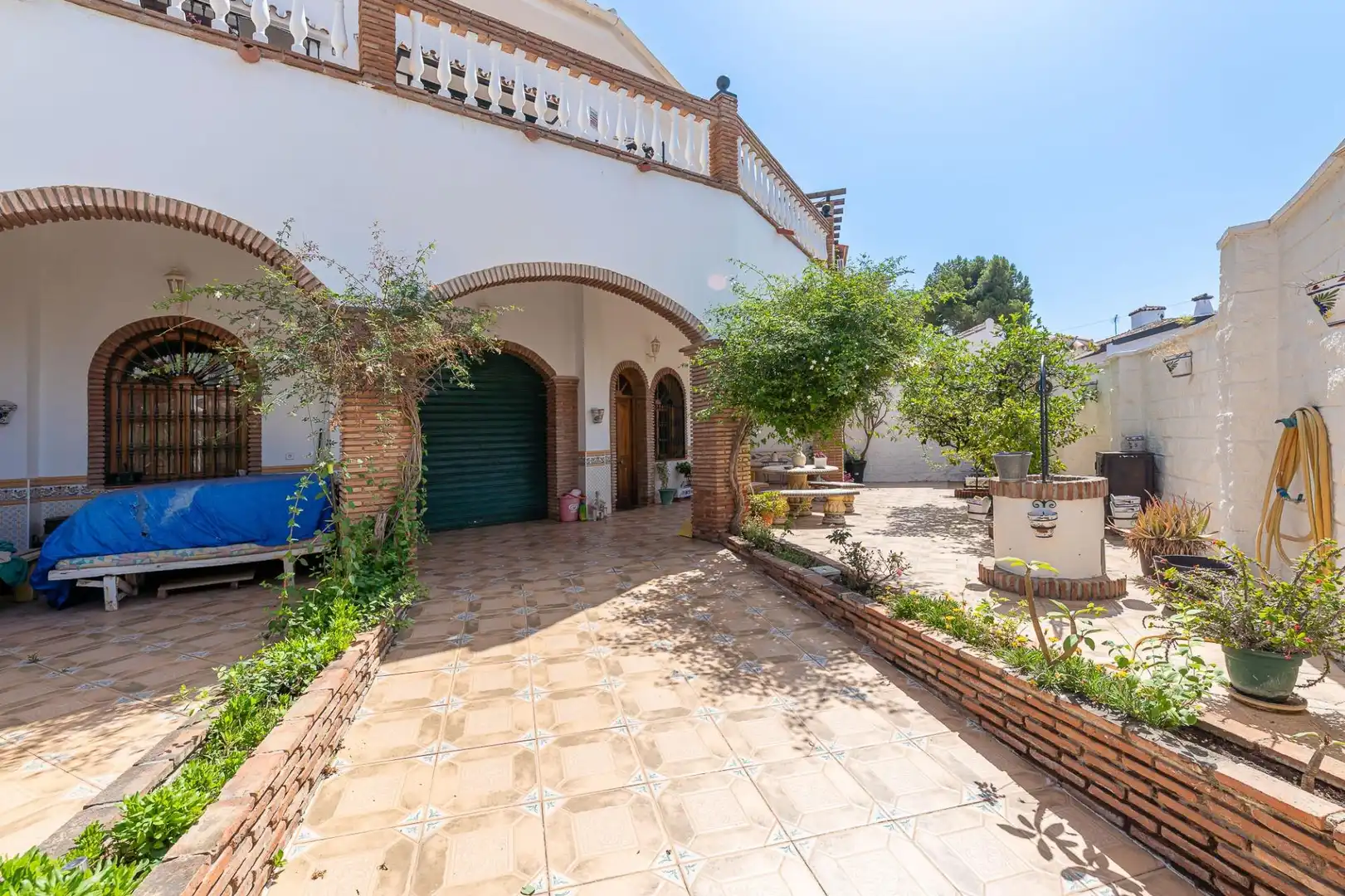 Jardí de Casa adosada en venda en Benalmádena amb Aire condicionat i Terrassa
