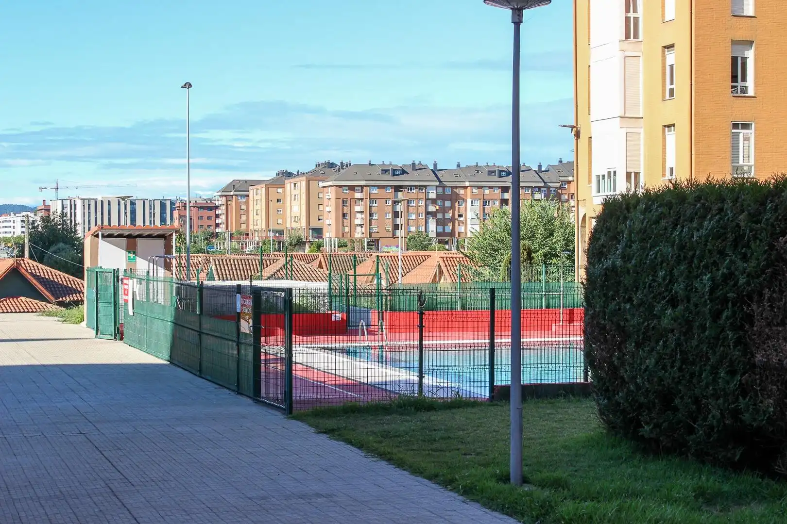 Flat for sale in Calle San Martín del Pino, Peñacastillo - Nueva Montaña
