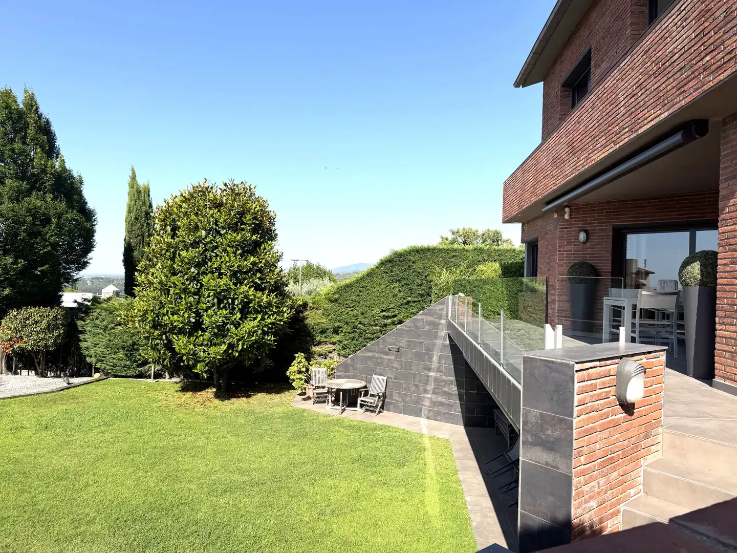Terrassa de Casa o xalet en venda en La Garriga amb Calefacció, Jardí privat i Parquet
