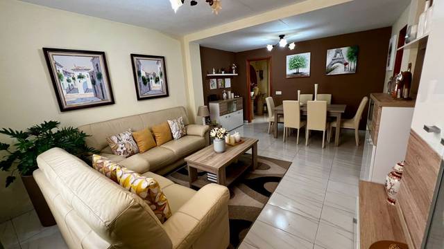 Piso en Venta en Casco Urbano