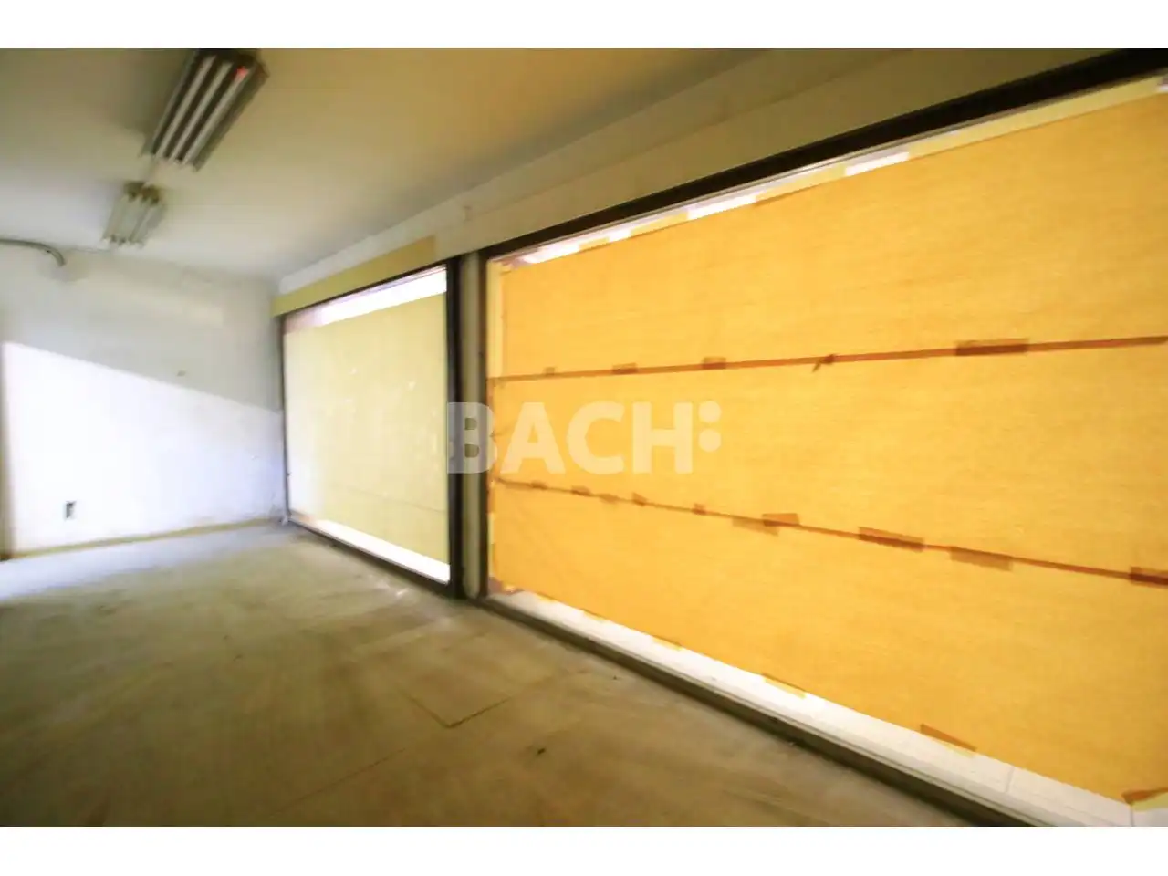 Commercial properties for rent in Calle manlleu, 50, Nord