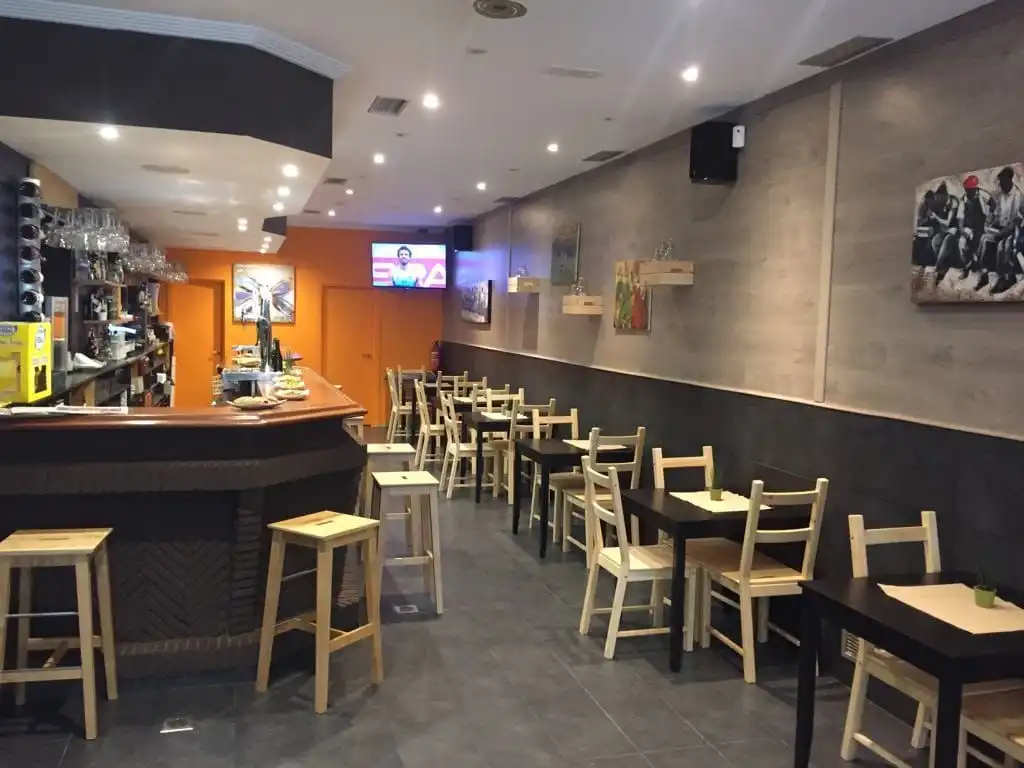 Local comercial en venda a Hondarribia, imagen 2