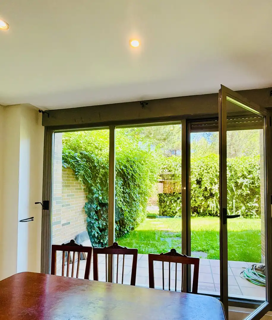 Garden of Ground floor for sale in La Moraleja  with Air Conditioner, Heating and Private garden
