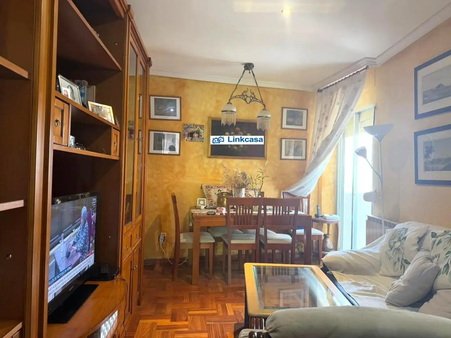 Sala de estar de Piso en venta en Madrid con Calefacción, Terraza y Alarma