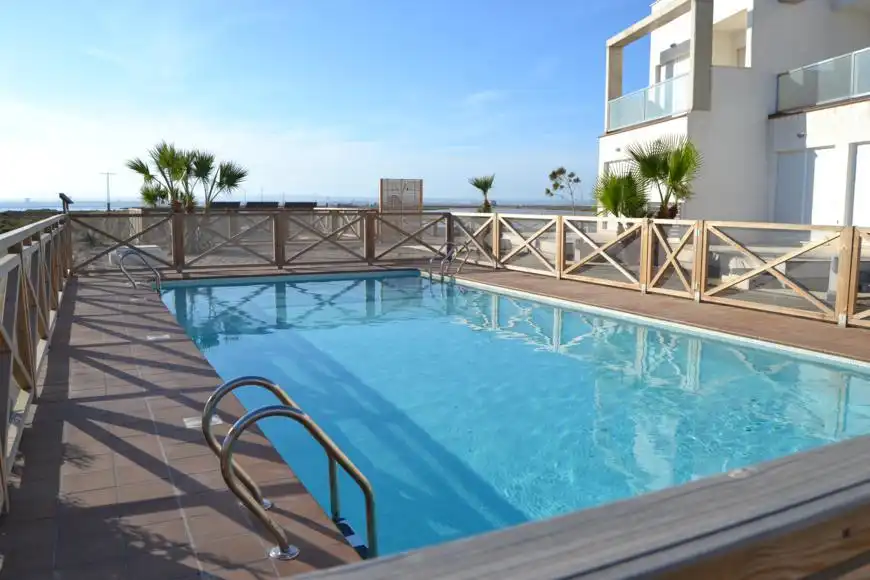 Piscina de Apartamento en venta en La Manga del Mar Menor con Aire acondicionado, Calefacción y Terraza