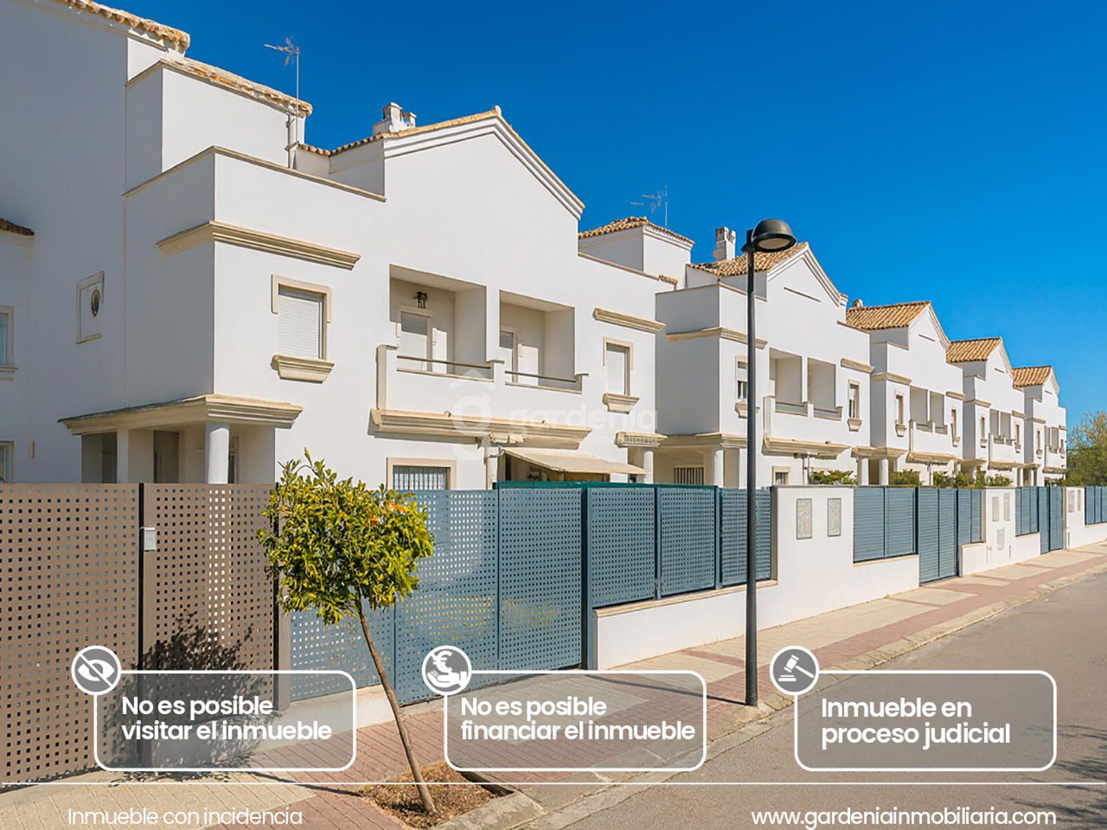 Vista exterior de Casa adosada en venta en Bollullos de la Mitación con Jardín privado y Terraza