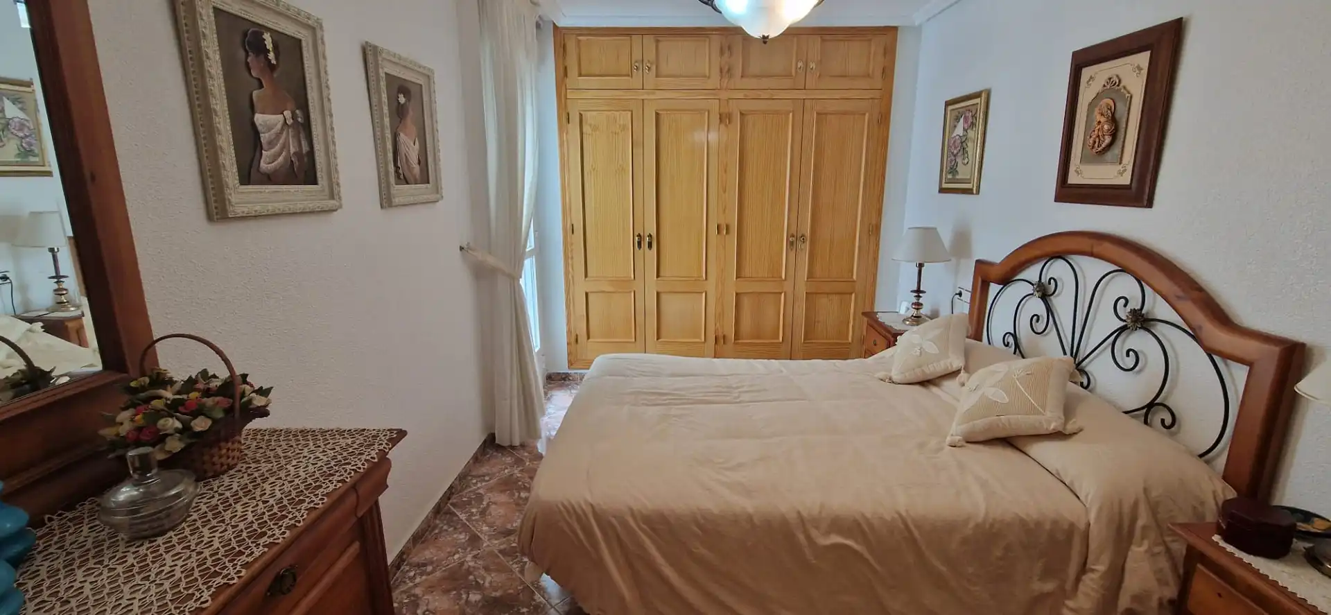 Dormitori de Pis en venda en Torrevieja amb Calefacció i Terrassa