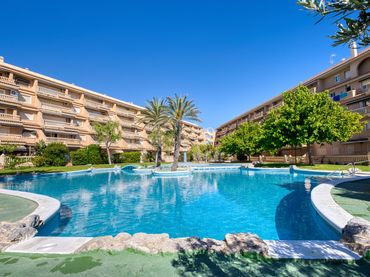 Pis amb piscina en venda a Carrer Sant Bartomeu