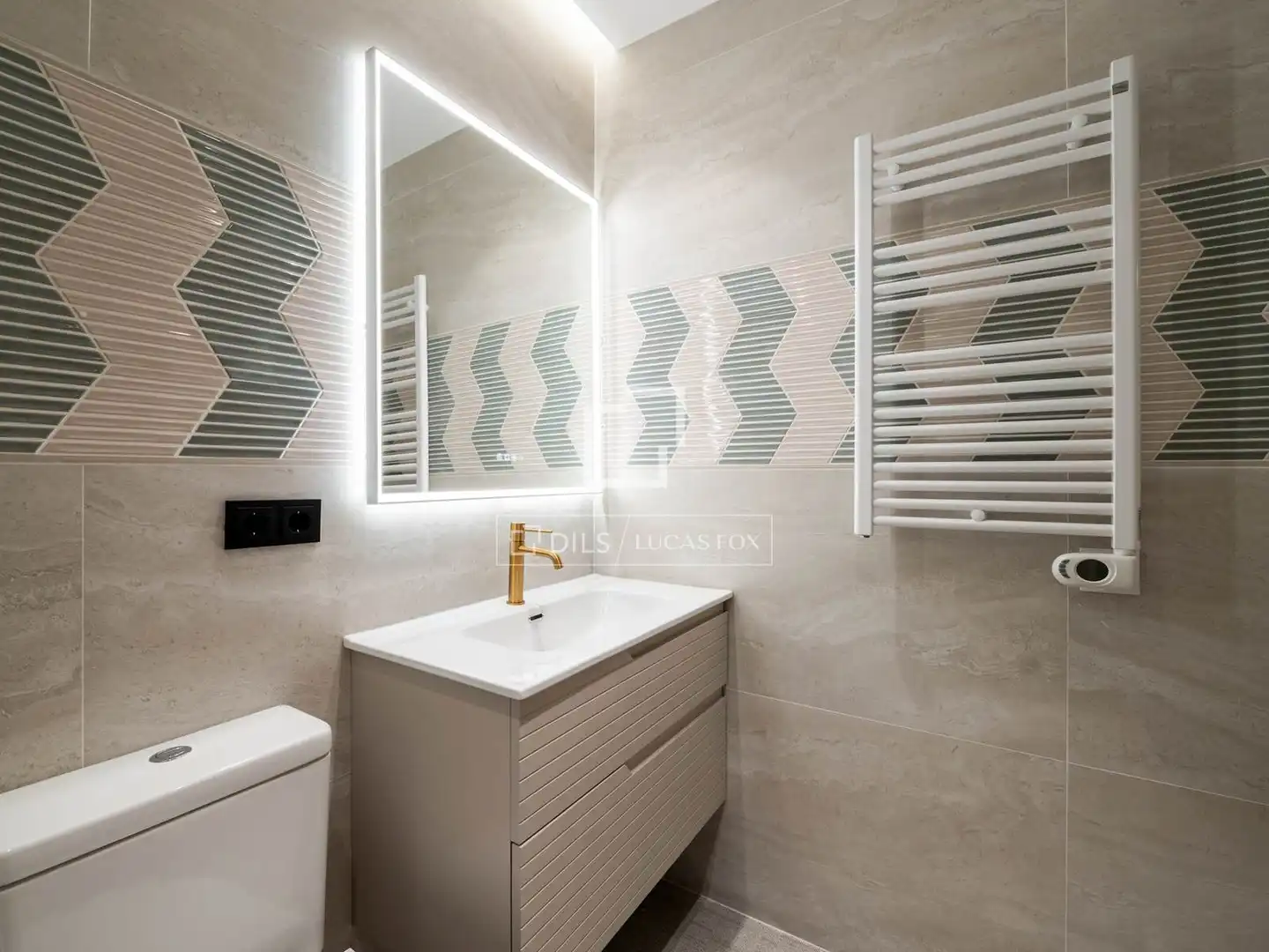 Baño de Piso en venta en Madrid con Aire acondicionado, Calefacción y Parquet