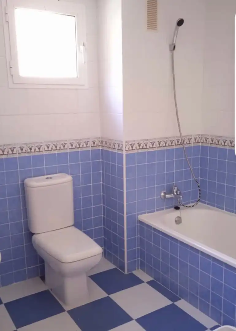 Bathroom of Duplexes for rent in Marbella  with Air Conditioner, Heating and Terrace