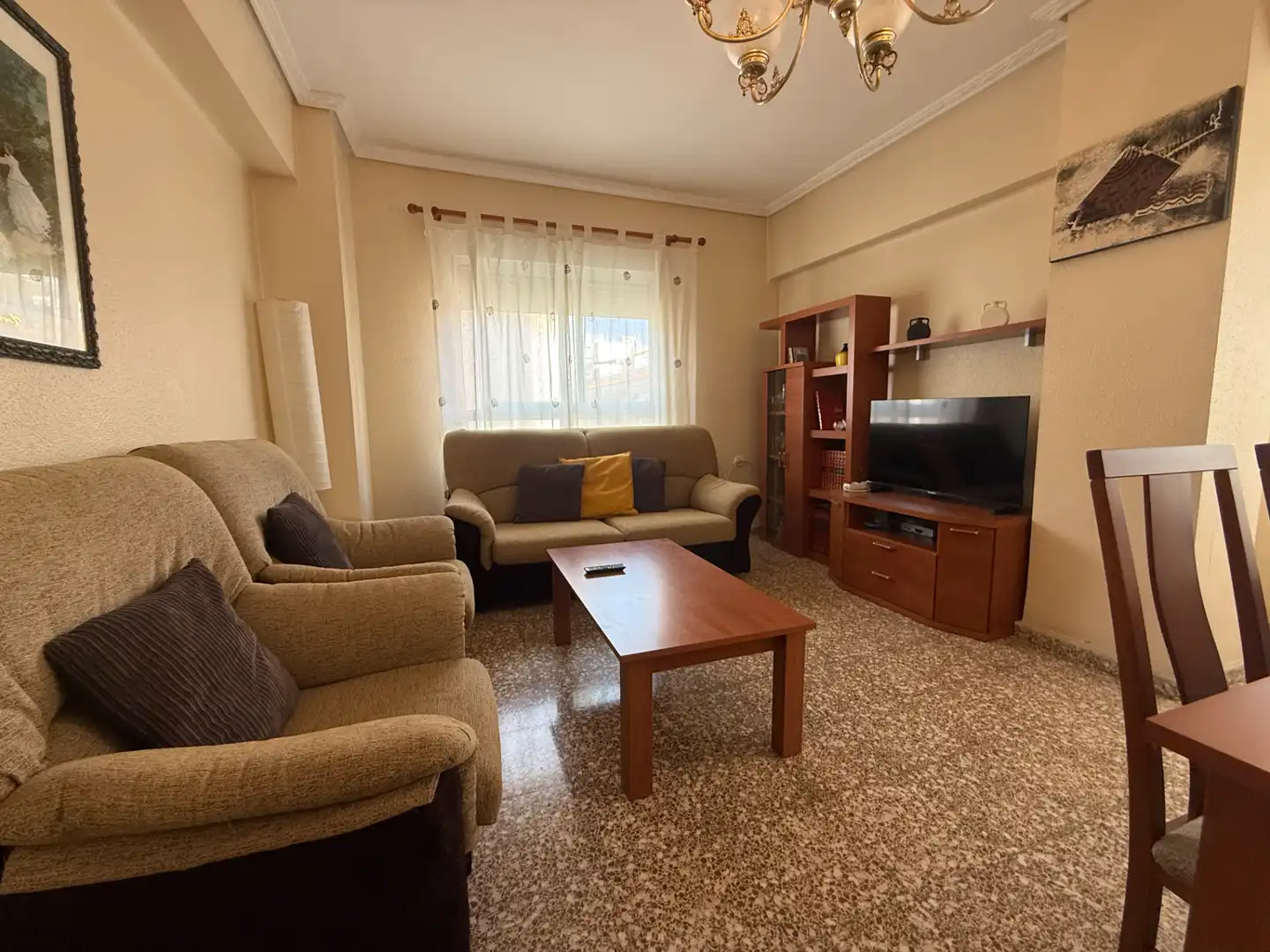 Sala de estar de Piso en venta en Castellón de la Plana / Castelló de la Plana con Balcón
