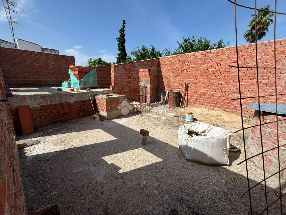 Casa adosada en venta en Écija