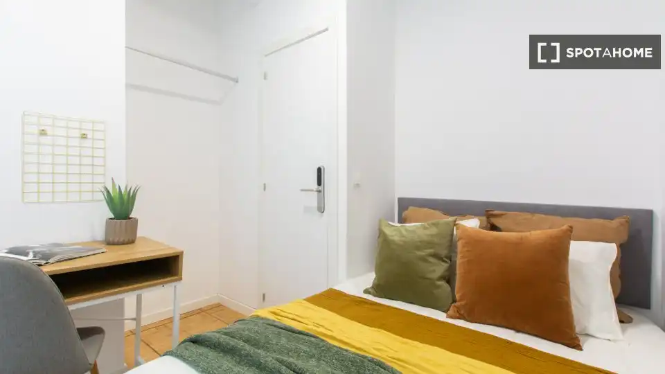 Bedroom of Flat for share in Moncloa - Aravaca