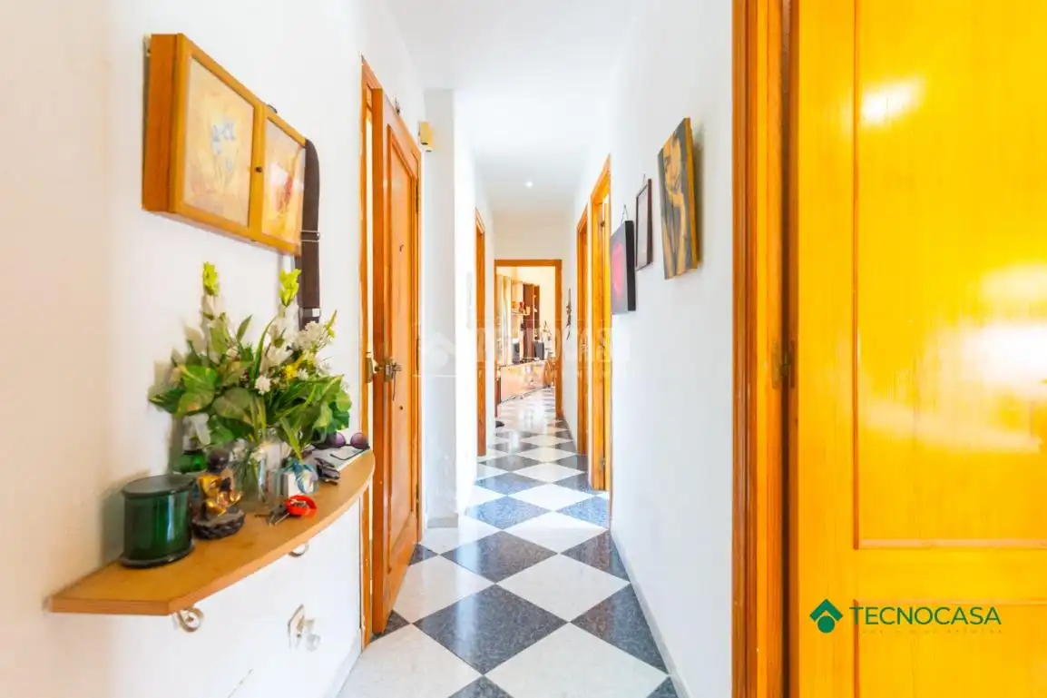 Detached homes for sale in Roquetas de Mar  with Air Conditioner and Terrace