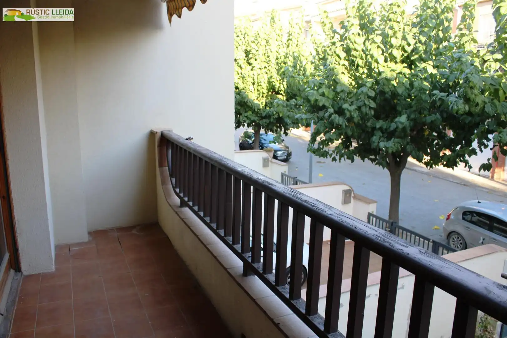 Casa adosada en venda a Tàrrega