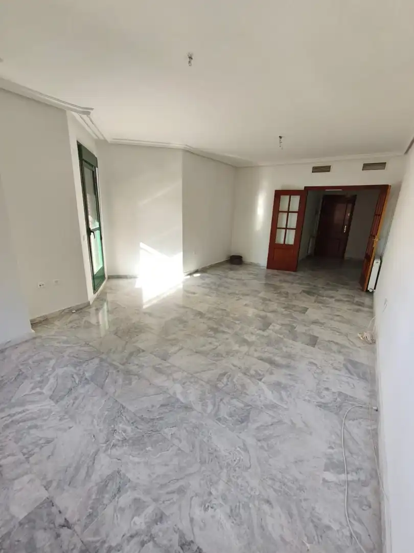 Piso en venta en Cáceres con Aire acondicionado, Calefacción y Terraza