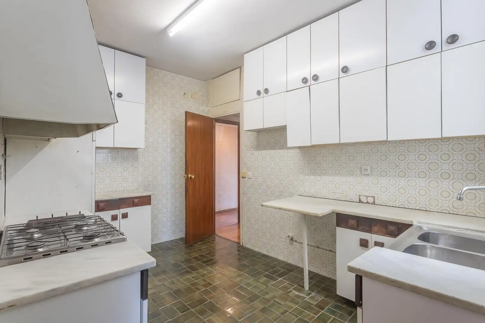 Cocina de Piso en venta en Barcelona con Calefacción, Parquet y Terraza