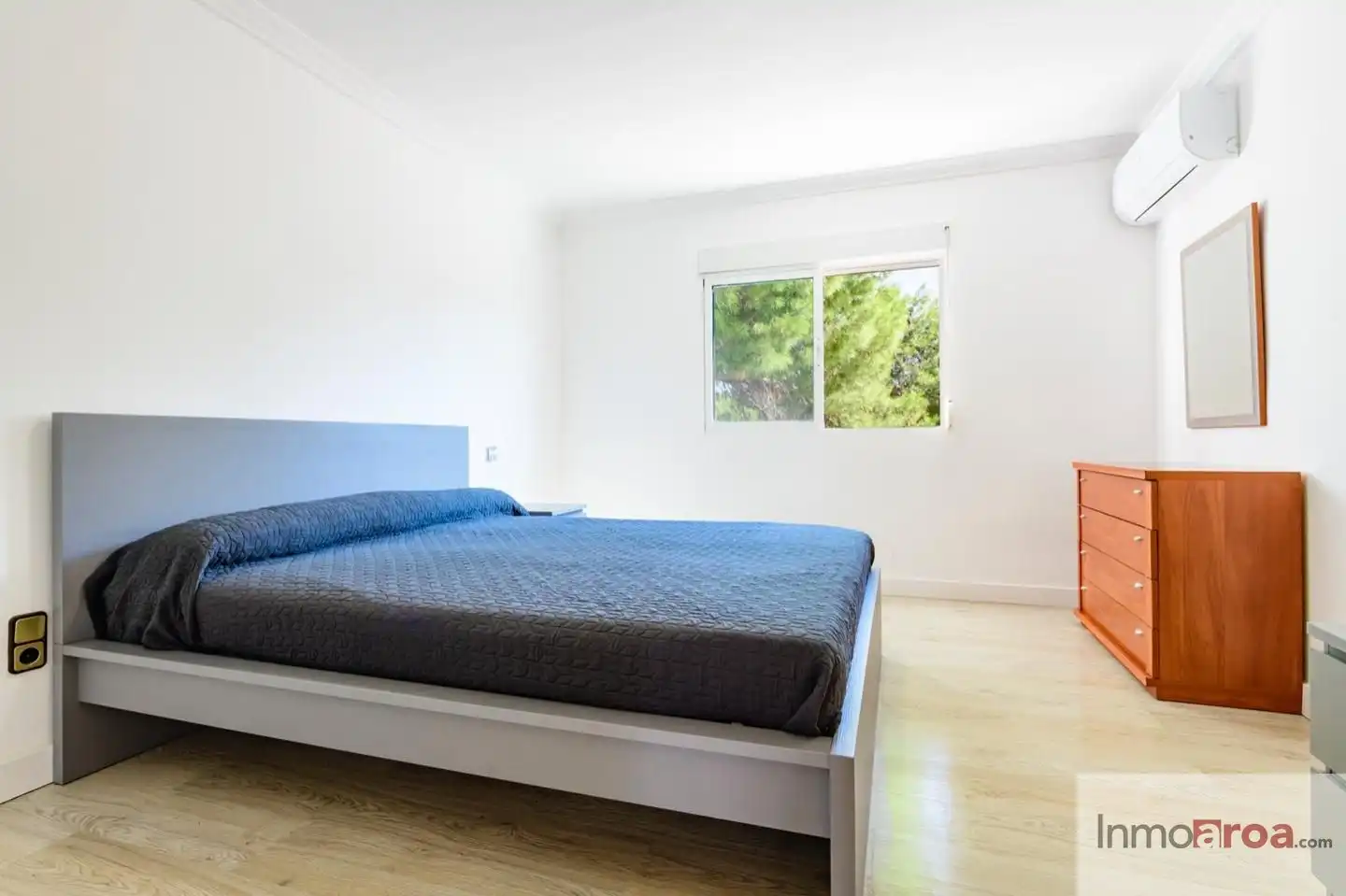 Dormitori de Casa o xalet de lloguer en Bétera amb Aire condicionat, Calefacció i Jardí privat