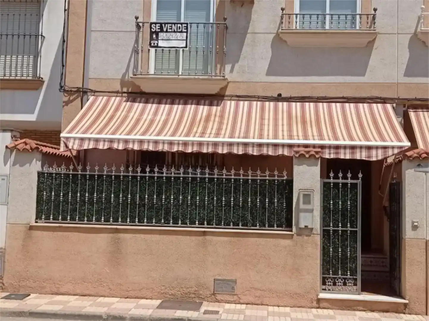 Außenansicht von Maisonette zum Verkauf in Villanueva de la Reina mit Klimaanlage und Balkon
