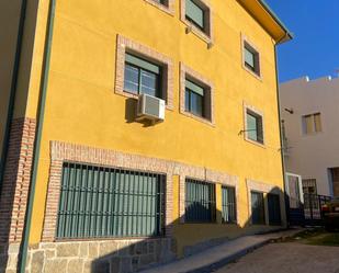 Exterior view of Flat for sale in Sotillo de la Adrada  with Heating