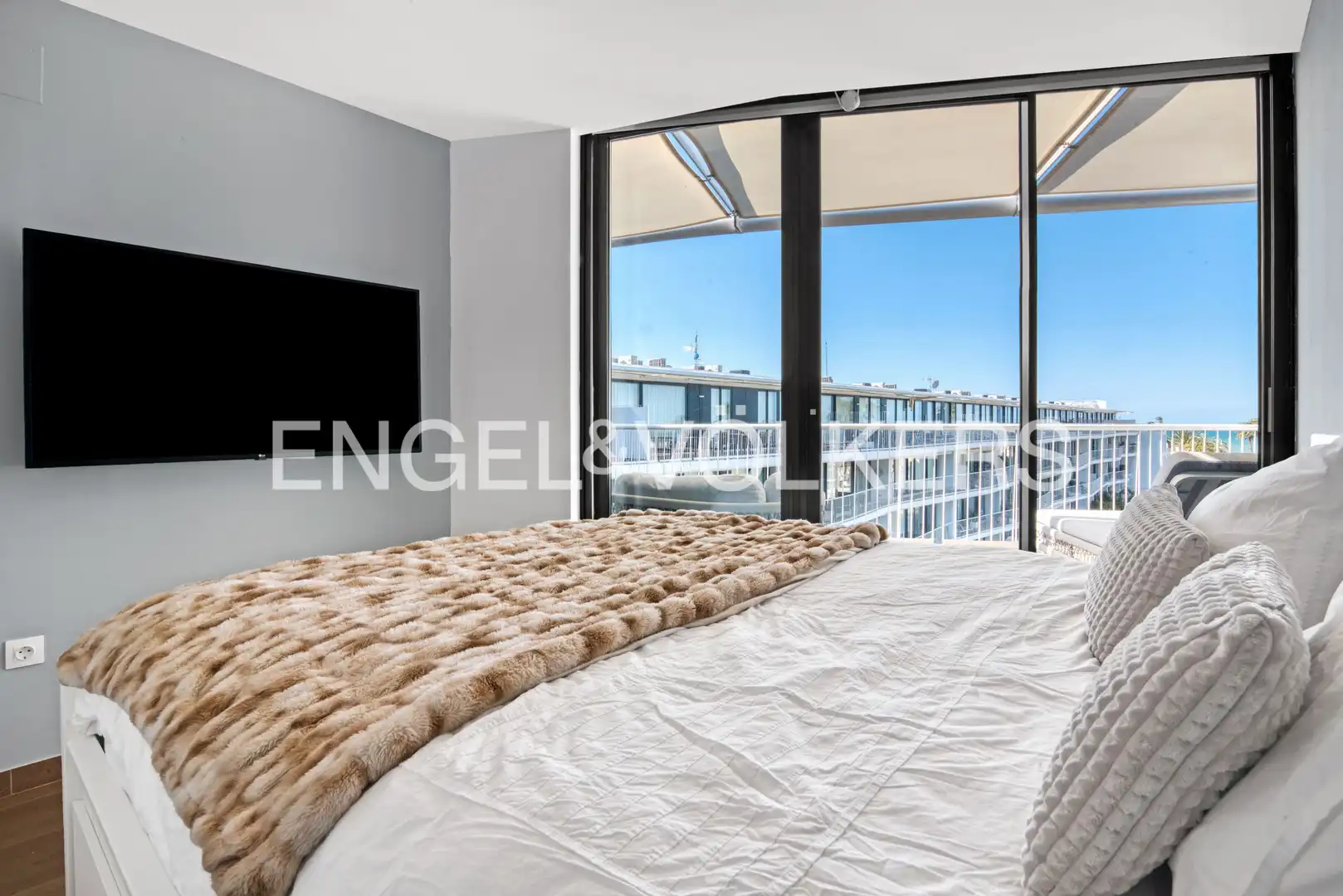 Habitación de Ático en venta en Dénia con Calefacción, Terraza y Piscina