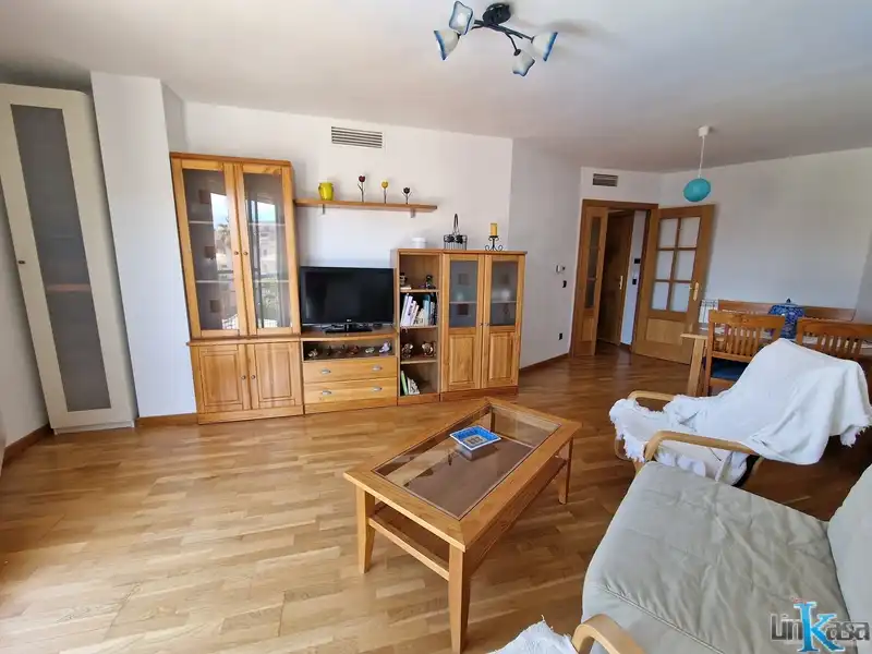 Wohnzimmer von Wohnung zum Verkauf in Linares mit Klimaanlage, Heizung und Möbliert
