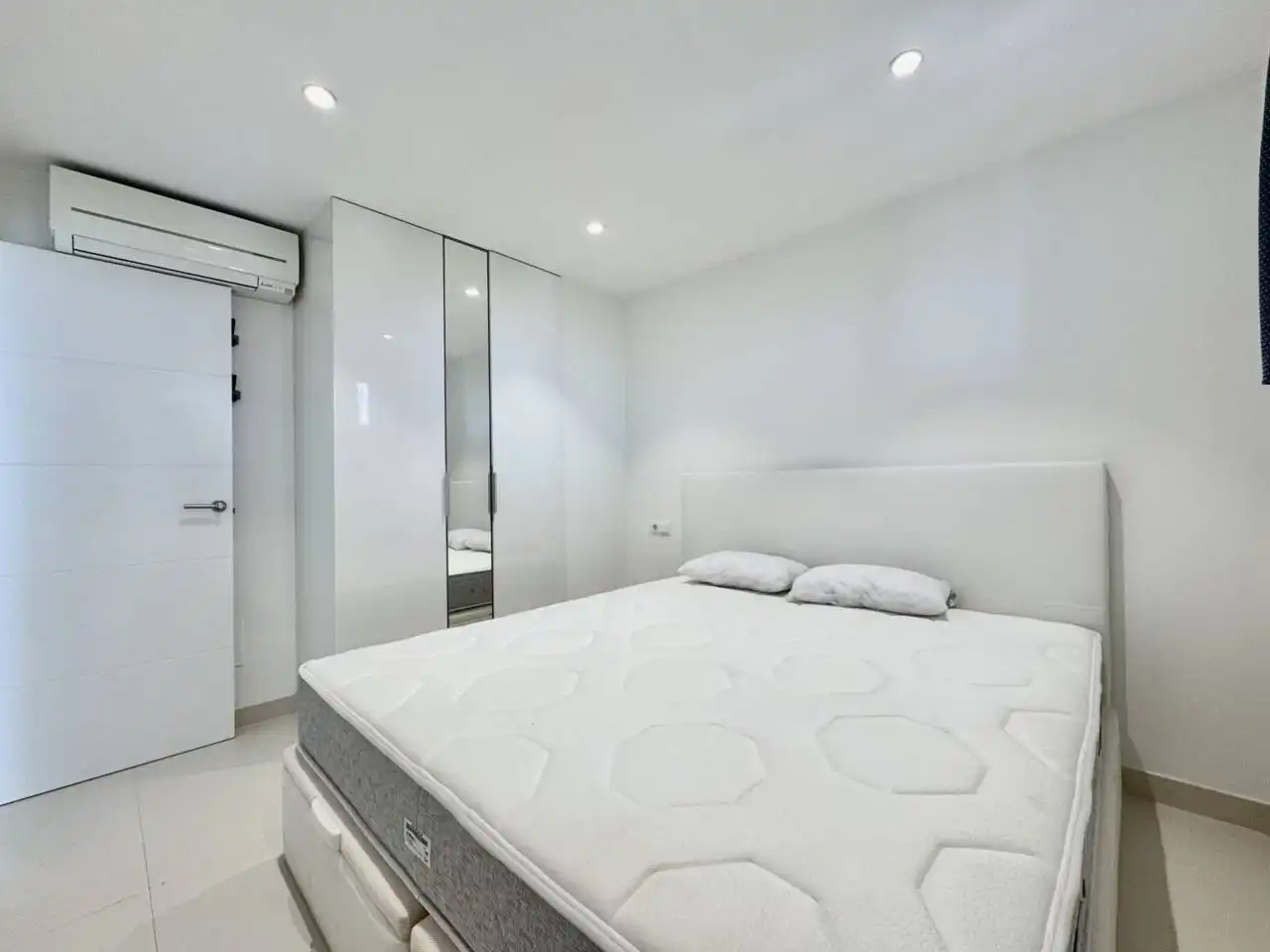 Schlafzimmer von Wohnung zur Miete in Calvià mit Klimaanlage, Heizung und Terrasse