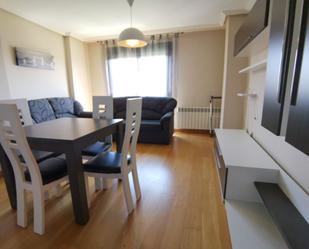 Living room of Apartment to rent in Avilés  with Heating, Parquet flooring and Furnished