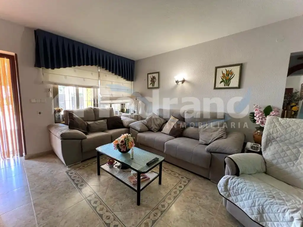 Sala de estar de Casa o chalet en venta en La Nucia con Aire acondicionado, Calefacción y Balcón