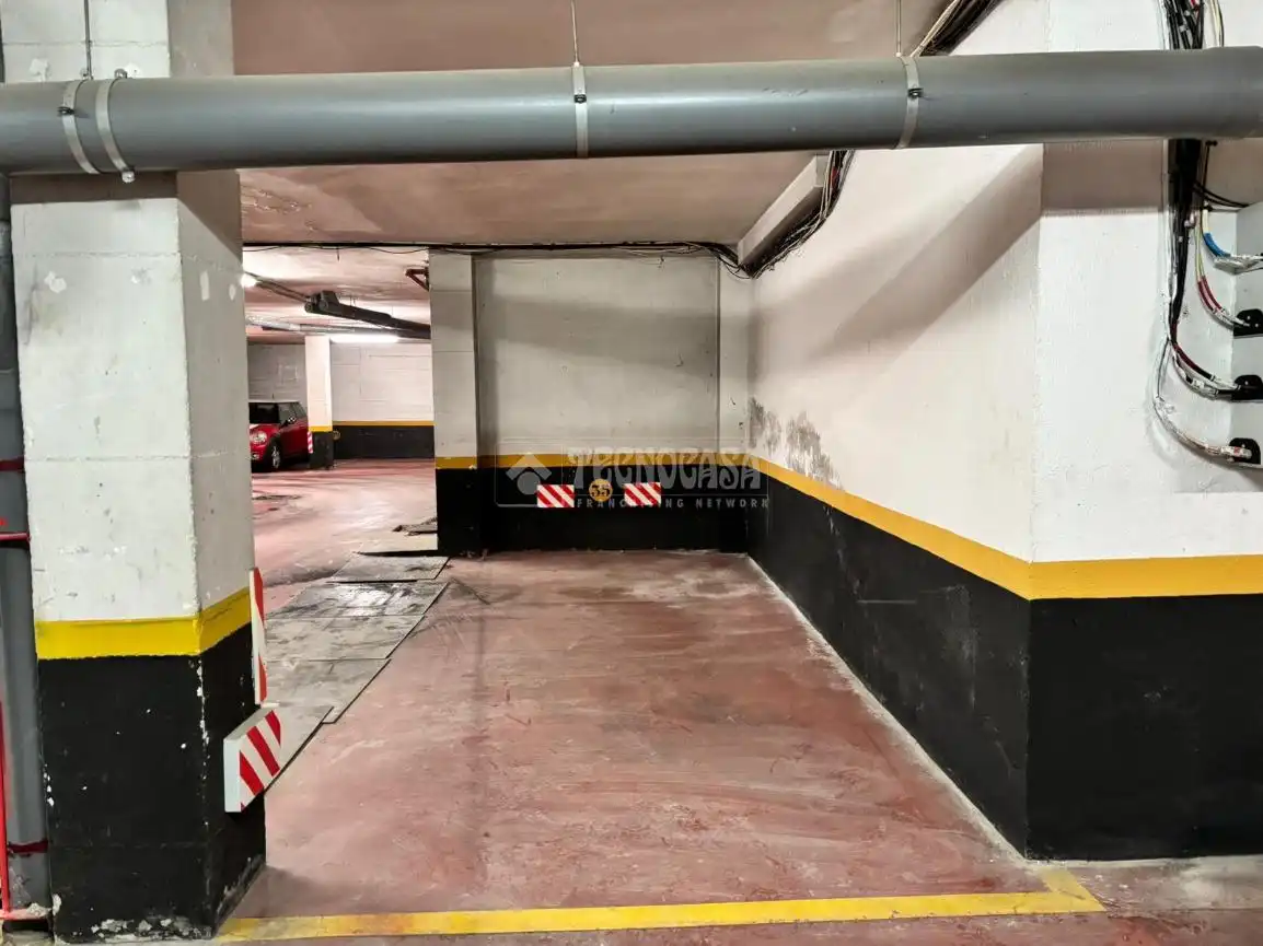 Parking de Piso en venta en Madrid con Aire acondicionado y Parquet