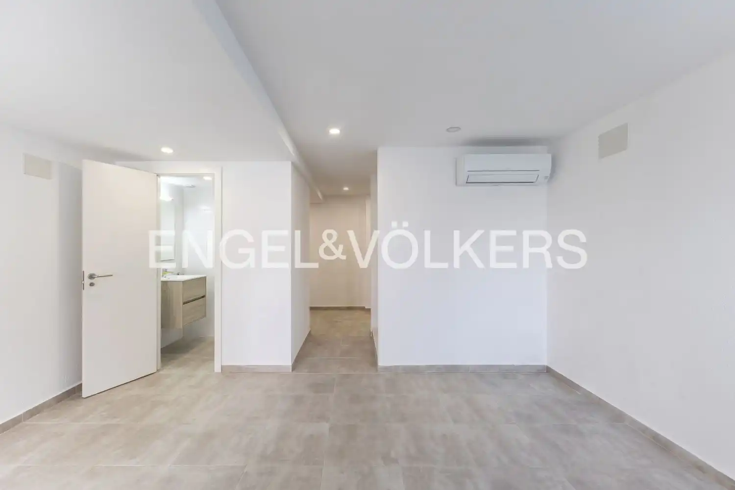 Houses for sale in Dénia  with Air Conditioner, Heating and Private garden