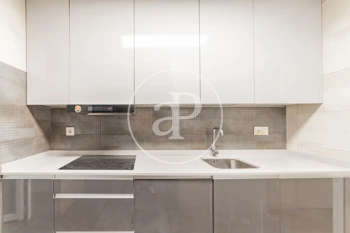 Flat for rent in P.º de Sta. María de la Cabeza, Palos de Moguer