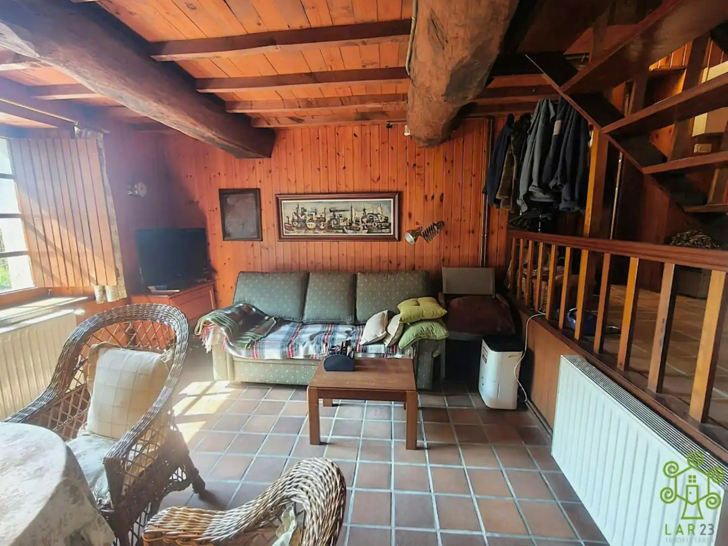 Sala d'estar de Casa o xalet en venda en Abegondo amb Calefacció, Jardí privat i Piscina