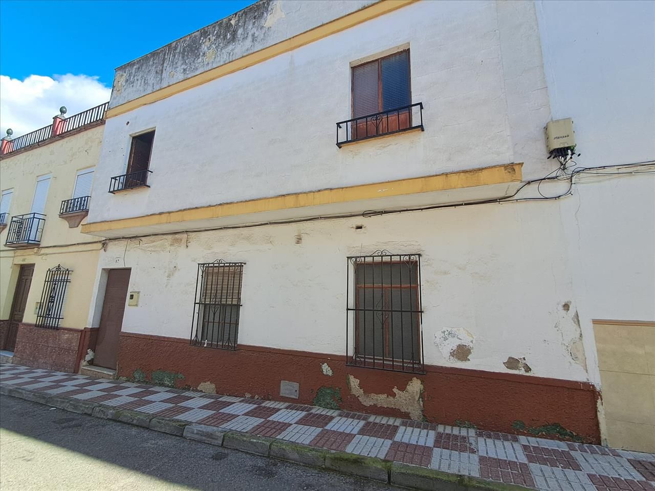 Vista exterior de Pis en venda en Moriles amb Terrassa