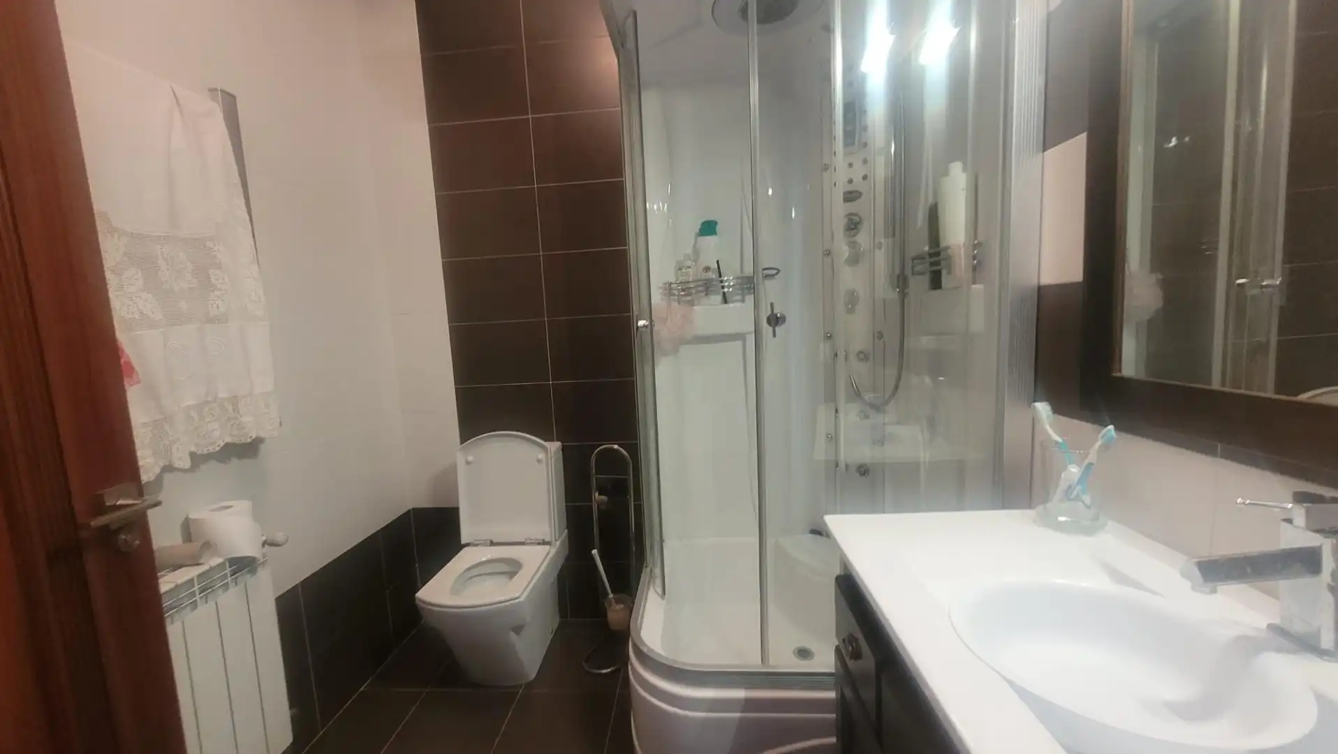 Baño de Casa o chalet en venta en Casar de Cáceres con Aire acondicionado, Calefacción y Trastero