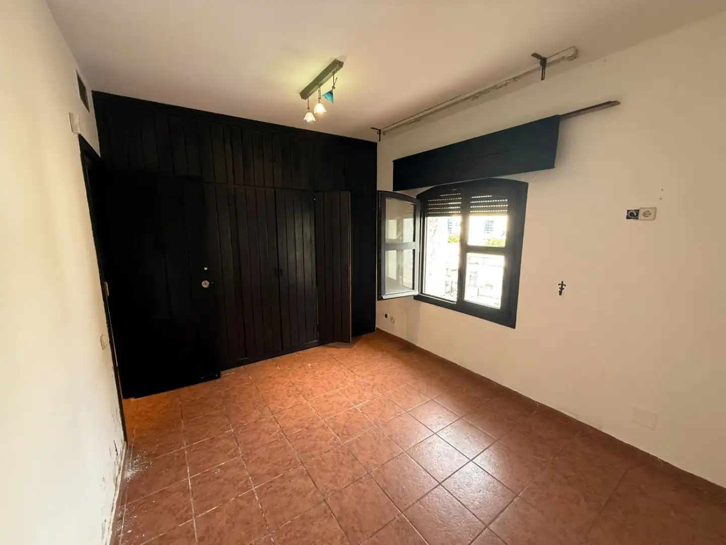 Dormitori de Pis en venda en Marbella amb Calefacció i Terrassa
